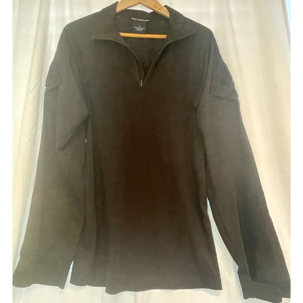 TM7040- 5.11 Tactical Series Men’s Medium Black Long Sleeve Pullover